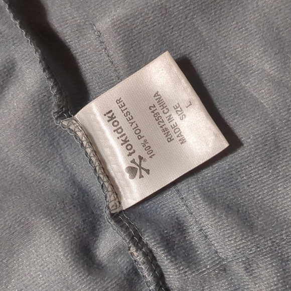 Tokidoki gray embroidered jacket skull cross bones women's size Large - Picture 10 of 11